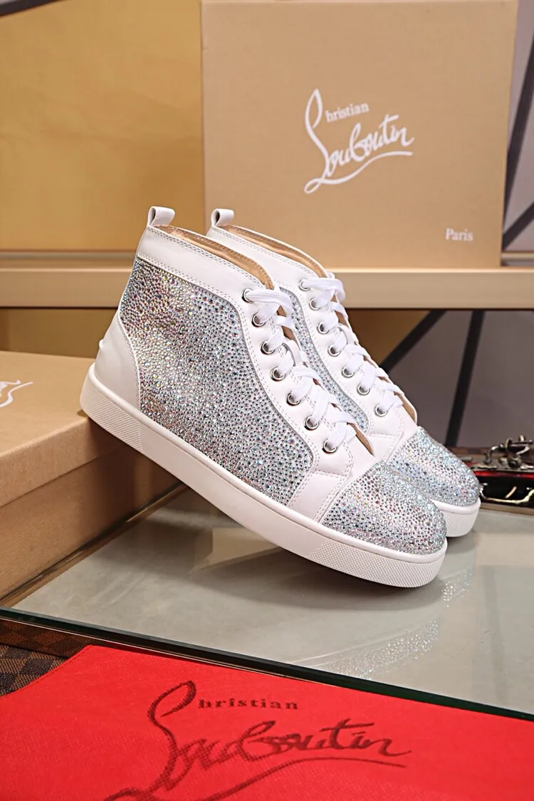 Ex-factory price 480. christian louboutin (CL red sole shoes) counter hot diamond series, high-top casual sneakers for couples 📢 📢 📢 Exclusive hot style release 🎈🎈💪 Movable latex feet 👻 Finished outsole sewing line [satisfied] 😝Female 35-40# Male 38#-46, global supply😝 [Top version]: original imported cowhide upper, top original leather lining, original molded TPU outsole, original 1:1 detail processing, original shoe last, large quantity available from stock,